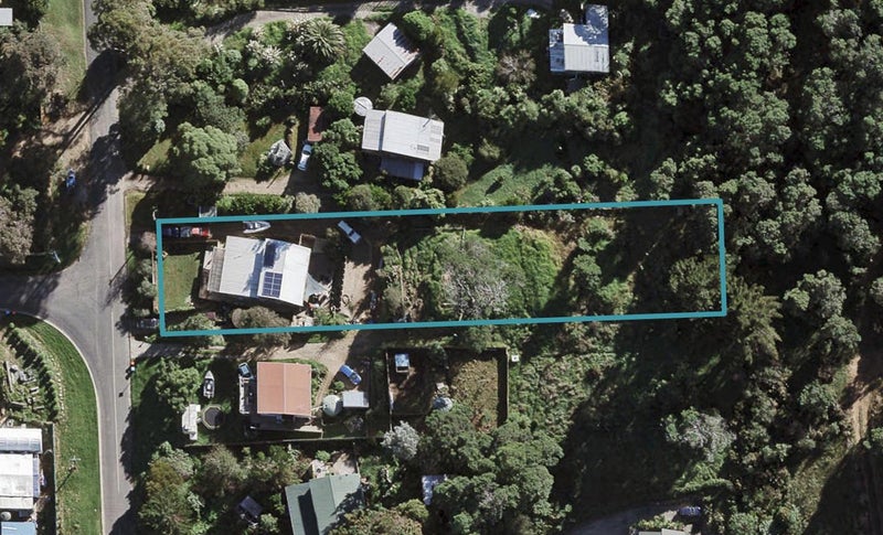 51 Erua Road, Ostend, Waiheke Island - Carousel 1