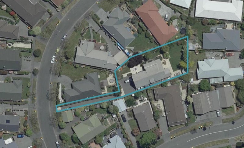 10 Creese Place, Redwood, Christchurch - Carousel 1