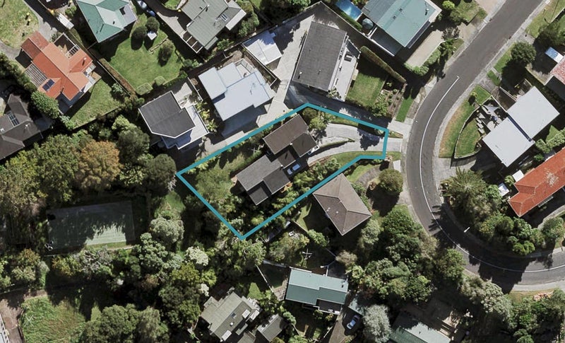 2/13 Girrahween Drive, Tōtara Vale, Auckland - Carousel 1