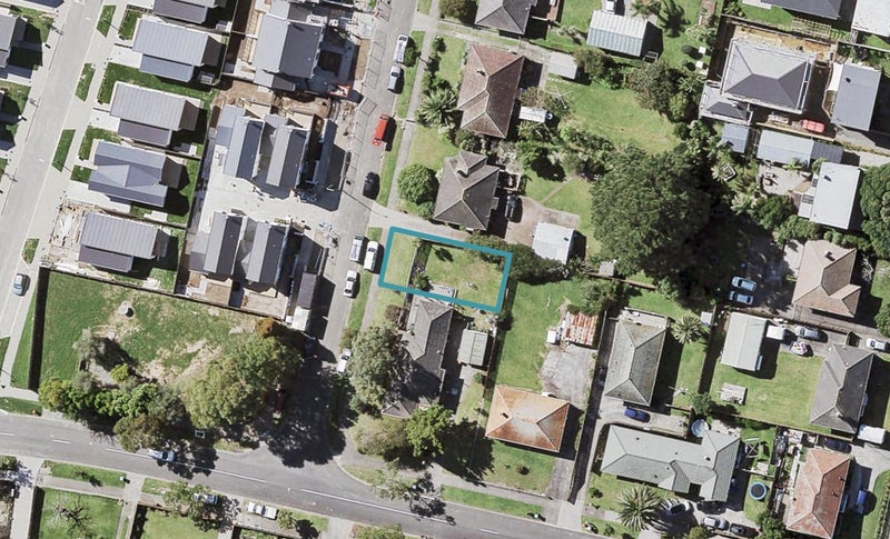 50 Torrington Crescent, Glen Innes, Auckland - Carousel 1