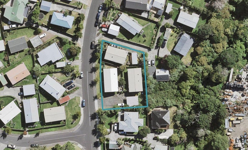 40 Riserra Drive, Ranui, Auckland - Carousel 1