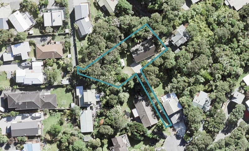 15 Woodlands Avenue, Snells Beach, Snells Beach - Carousel 1