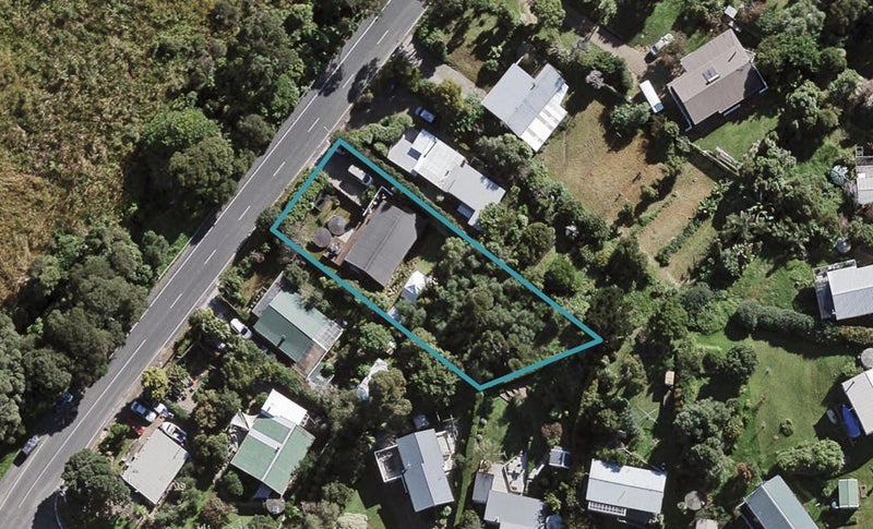 26 Wharf Road, Ostend, Waiheke Island - Carousel 1