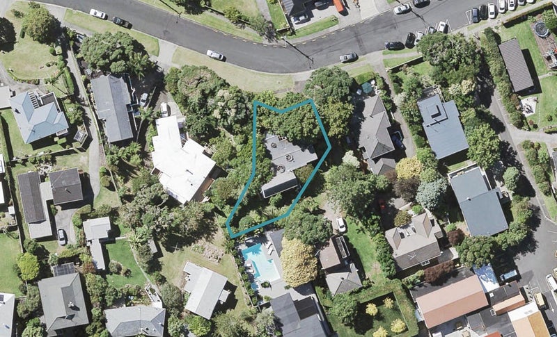 14 Penzance Road, Mairangi Bay, Auckland - Carousel 1