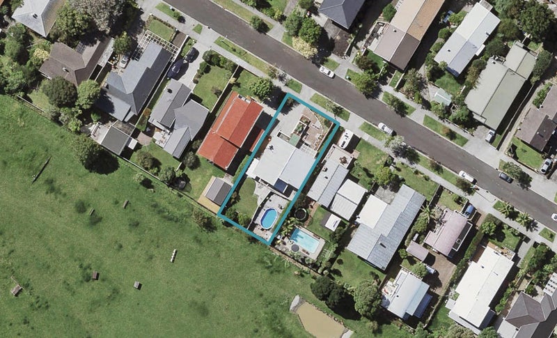 51 Whytehead Crescent, St Heliers, Auckland - Carousel 1