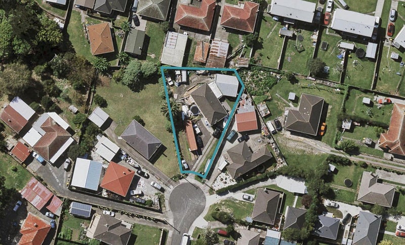 9 Bolton Place, Otara, Auckland - Carousel 1