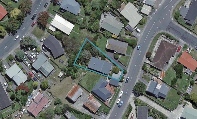 43 Fitzpatrick Street, Newlands, Wellington - Carousel 1