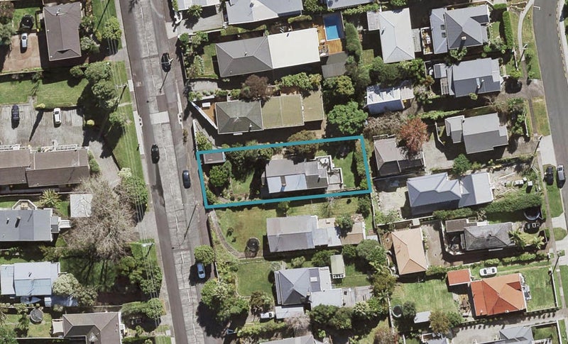163 Queen Street, Northcote Point, Auckland - Carousel 1