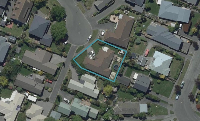 1 Broadfell Avenue, Avonhead, Christchurch - Carousel 1