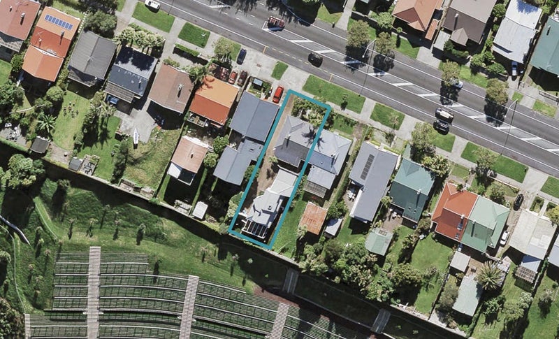 48 Old Mill Road, Grey Lynn, Auckland - Carousel 1