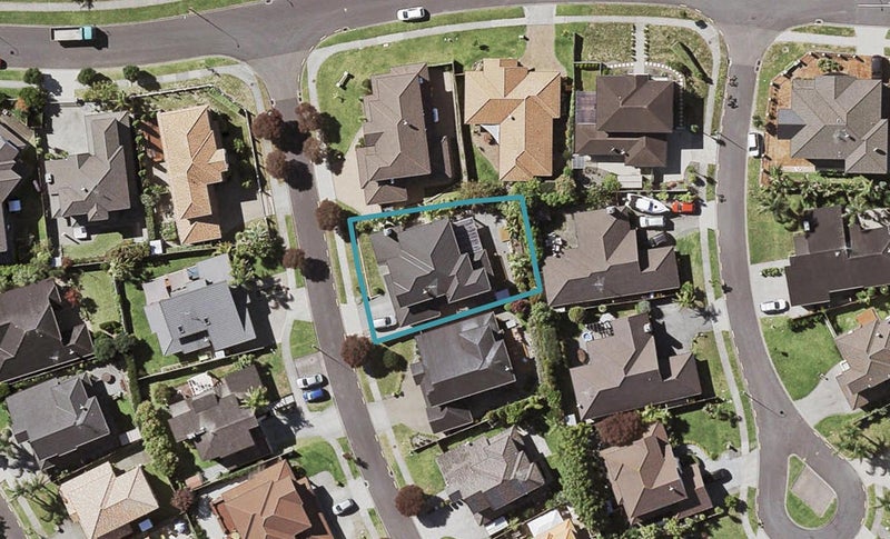4 Ainwick Road, Flat Bush, Auckland - Carousel 1