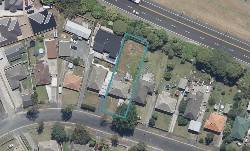 33 Montgomery Crescent, Bader, Hamilton - Carousel 1