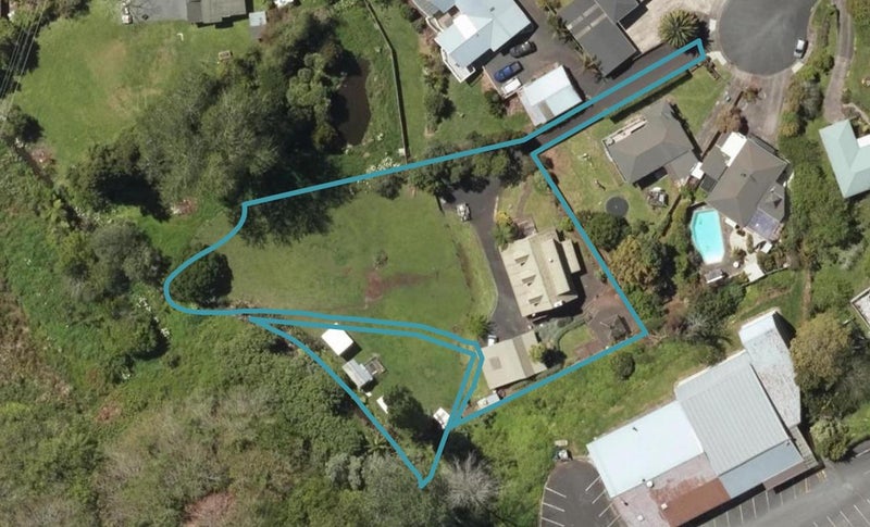 22 Butler Place, Kamo, Whangarei - Carousel 1