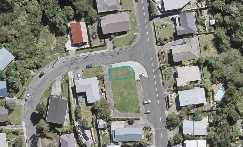 18 Lord Street, Stokes Valley, Lower Hutt - Carousel 1