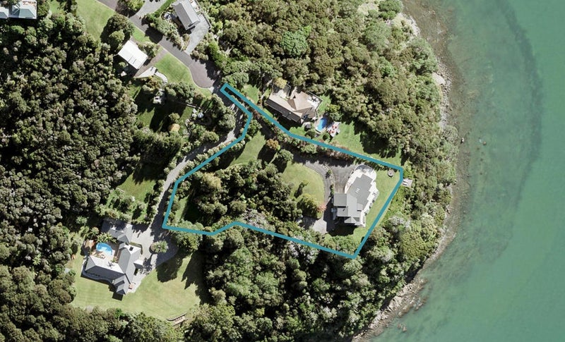30 Puriri Place, Sandspit, Warkworth - Carousel 1