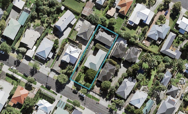 49 Springfield Road, Morningside, Auckland - Carousel 1