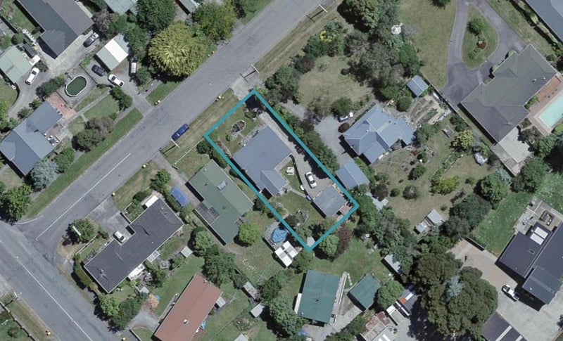 8 Carverthen Street, Masterton - Carousel 1