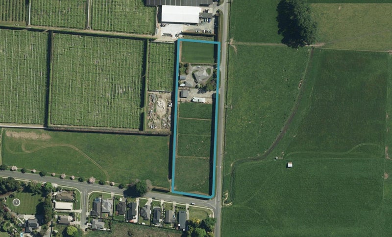 22 Thorp Street, Motueka - Carousel 1