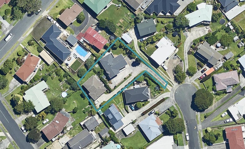 26A Warwick Place, Brookfield, Tauranga - Carousel 1