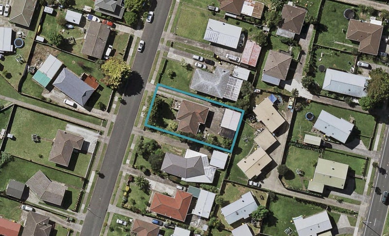 42 Zelda Avenue, Clover Park, Auckland - Carousel 1