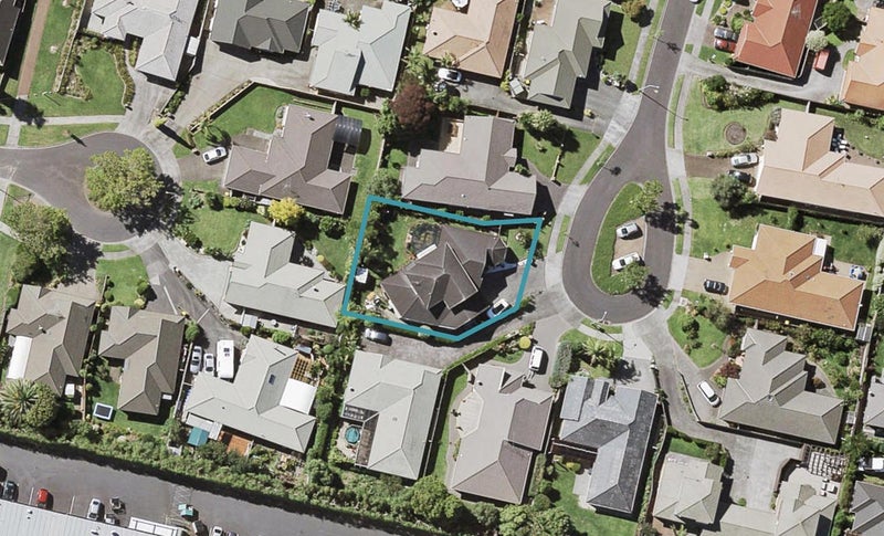 17 Keswick Close, Northpark, Auckland - Carousel 1