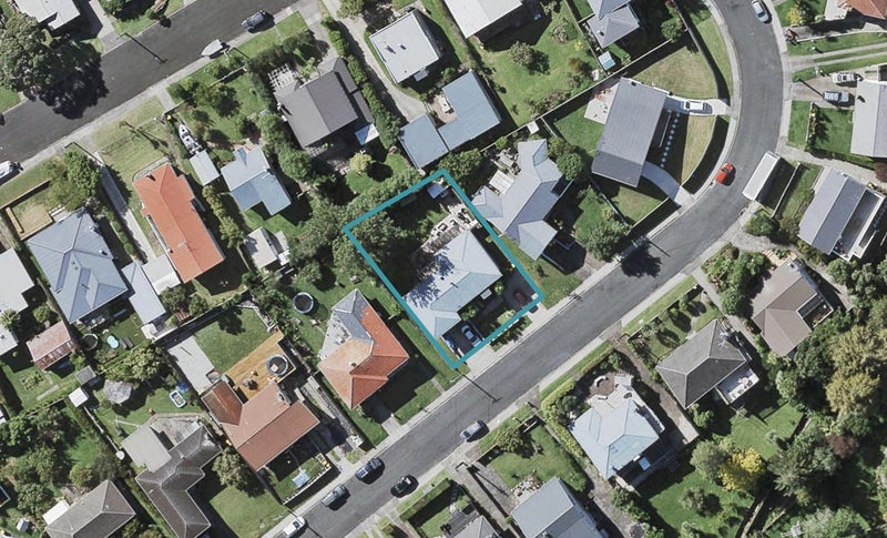 25 Cassino Street, Bayswater, Auckland - Carousel 1