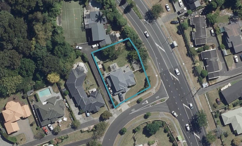 2 Fernwater Place, Flagstaff, Hamilton - Carousel 1
