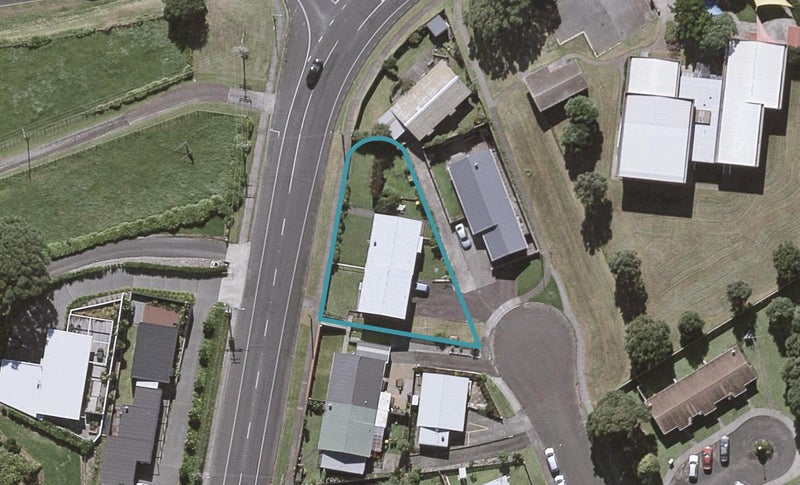 44 Nugent Street, Bell Block, New Plymouth - Carousel 1