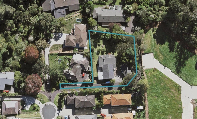 29 Aorangi Place, Birkenhead, Auckland - Carousel 1