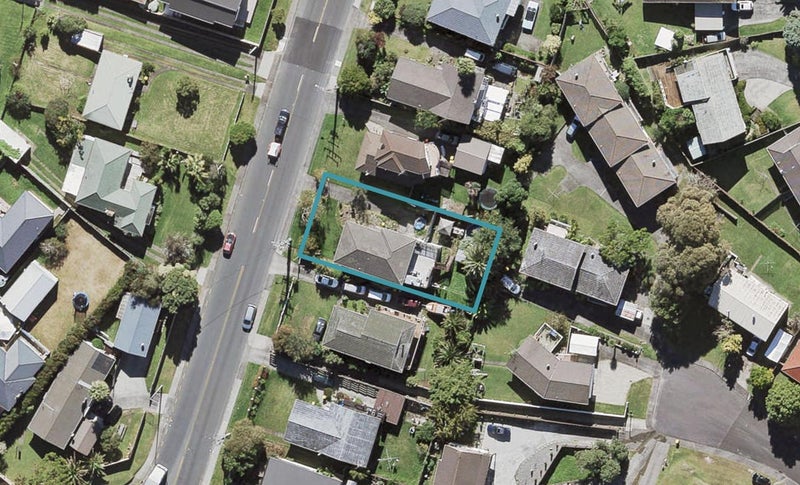 7 Hepburn Road, Glendene, Auckland - Carousel 1