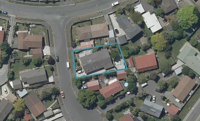 3B Hersham Place, Bromley, Christchurch - Carousel 1