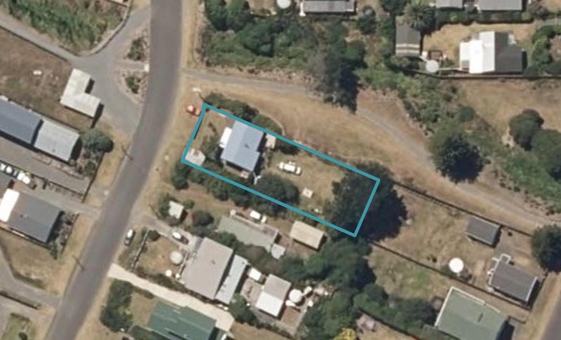 134 Park Avenue, Waitarere Beach, Levin - Carousel 1