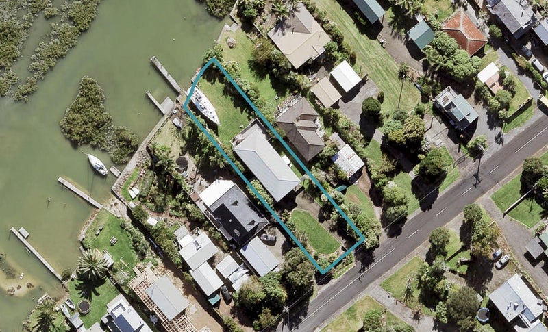 32 The Terrace, Herald Island, Auckland - Carousel 1