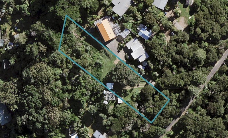 37 Albert Crescent, Ostend, Waiheke Island - Carousel 1