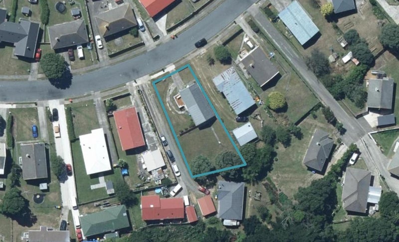 30 Arahura Crescent, Waitangirua, Porirua - Carousel 1
