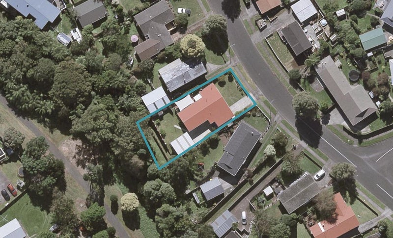 9 Gardenia Avenue, Bell Block, New Plymouth - Carousel 1