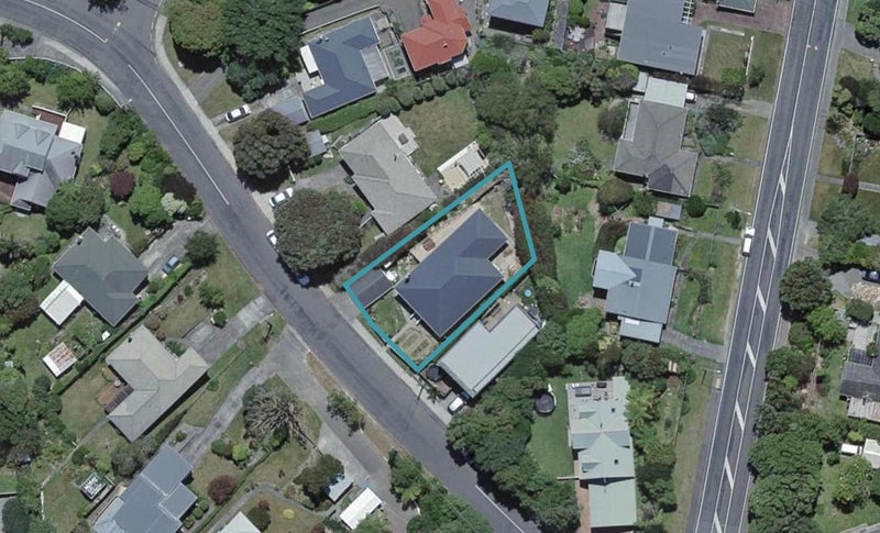 40A The Drive, Tawa, Wellington - Carousel 1