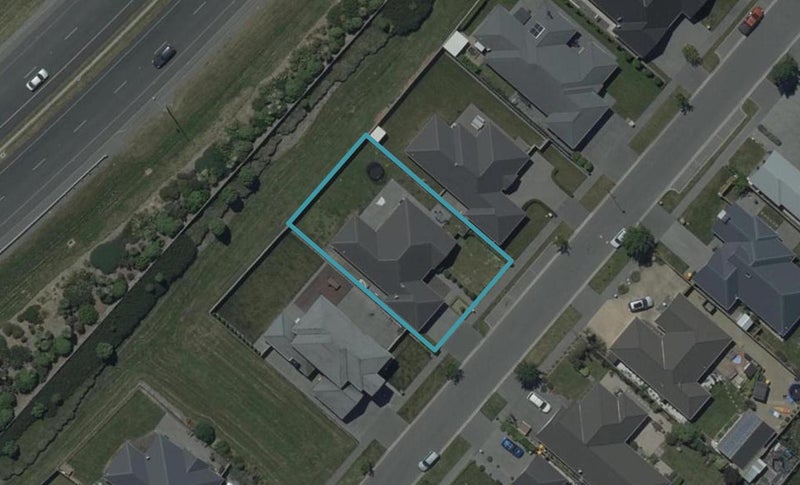33 Mariposa Crescent, Aidanfield, Christchurch - Carousel 1