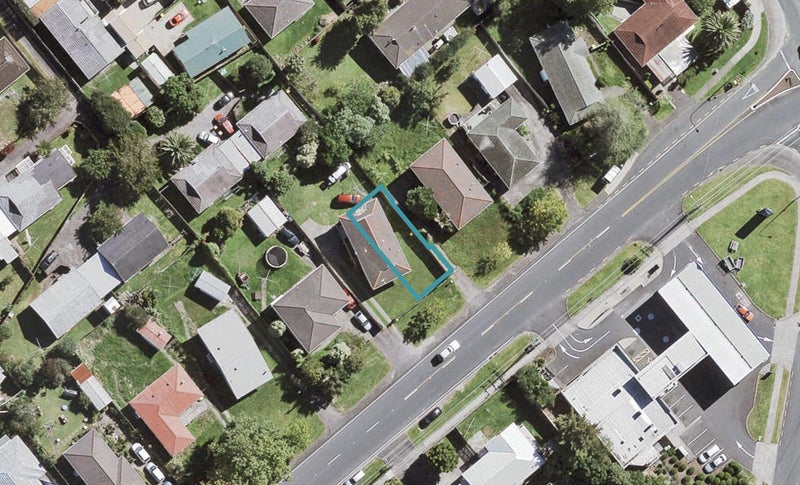 175A Henderson Valley Road, Henderson, Auckland - Carousel 1