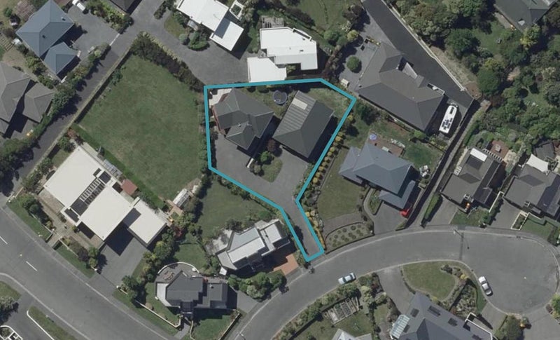 2/3 Rosthwaite Place, Westmorland, Christchurch - Carousel 1