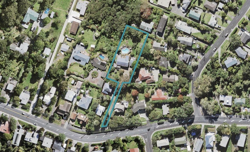 197 Golf Road, Titirangi, Auckland - Carousel 1