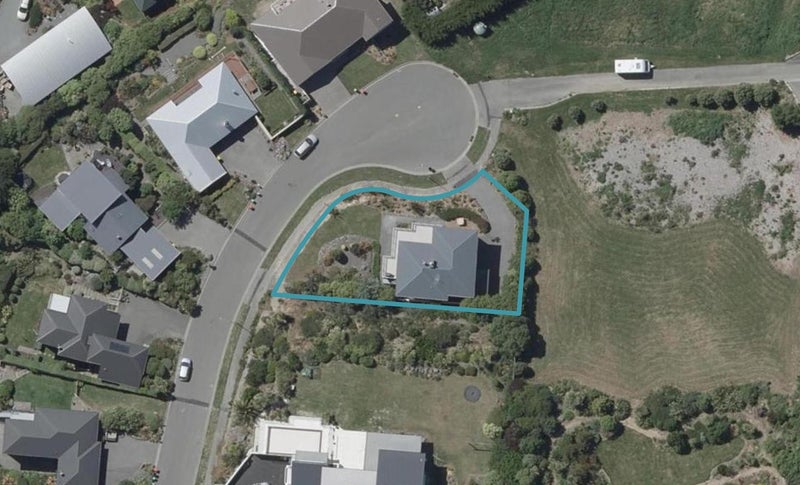 8 Signal Hill Road, Mount Pleasant, Christchurch - Carousel 1