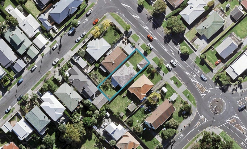 138 Garnet Road, Westmere, Auckland - Carousel 1