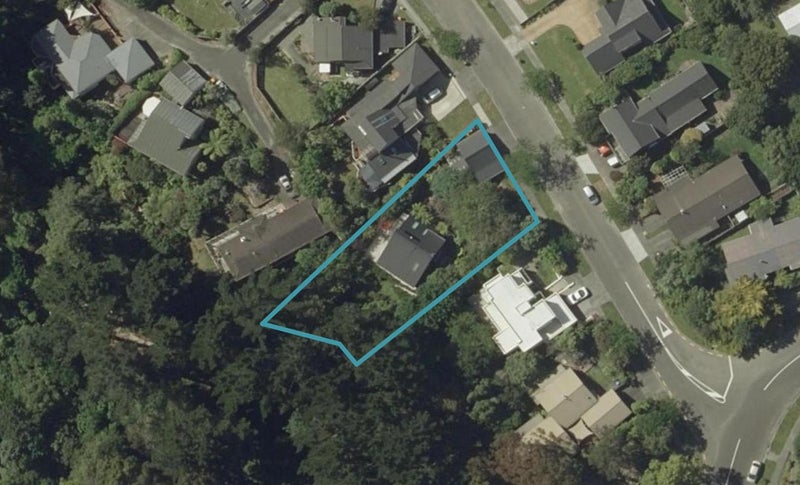 7 Heathcote Place, Fitzherbert, Palmerston North - Carousel 1