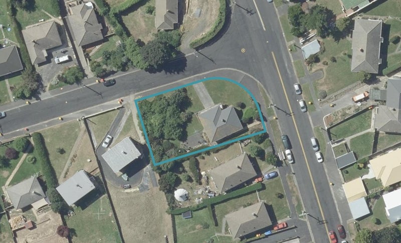 74 Riselaw Road, Calton Hill, Dunedin - Carousel 1