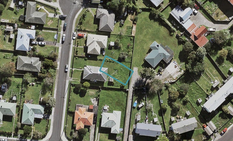 28D Fraser Avenue, Northcote, Auckland - Carousel 1