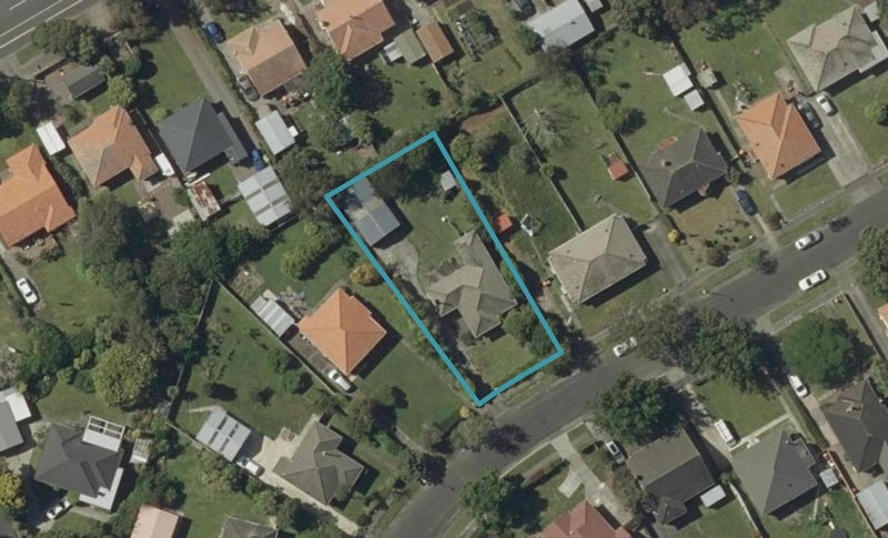 91 Savage Crescent, West End, Palmerston North - Carousel 1