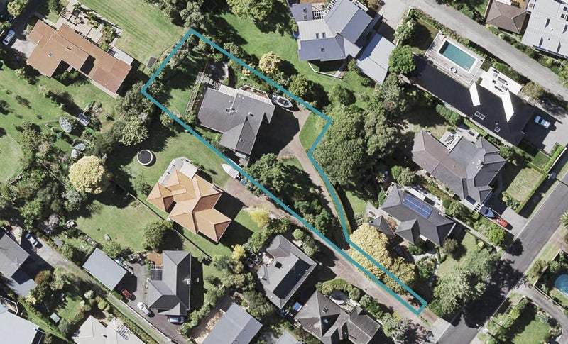 44A Parkhill Road, Mellons Bay, Auckland - Carousel 1