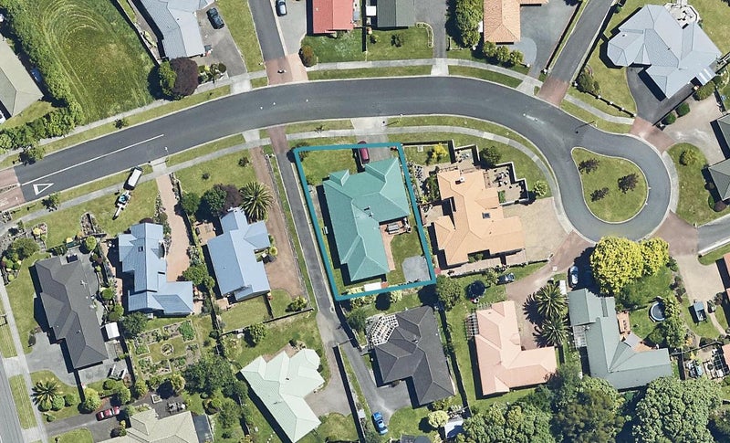 11 Edward Payton Grove, Pukehangi, Rotorua - Carousel 1