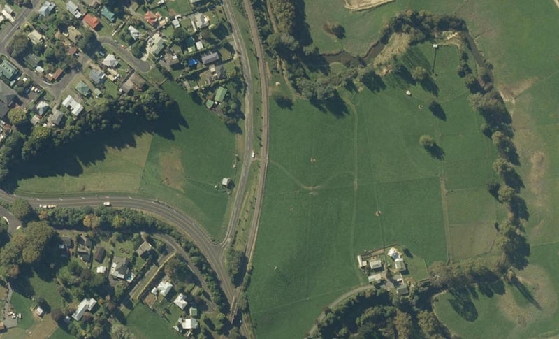 1193 State Highway 1, Tīrau - Carousel 1